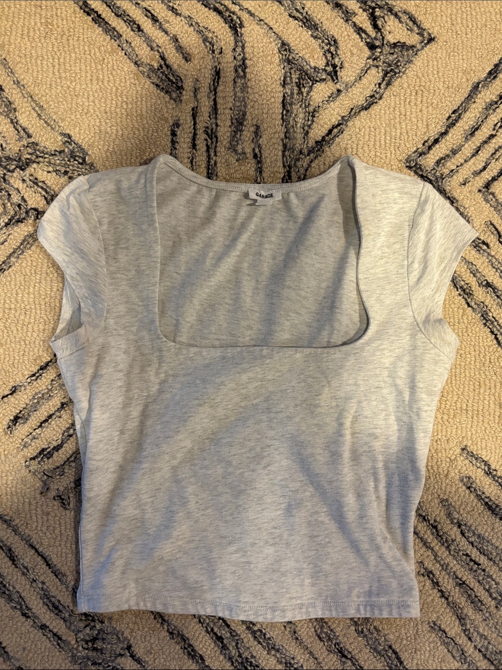 John Galt Joggers and 3 Top Bundle - Picture 10 of 11